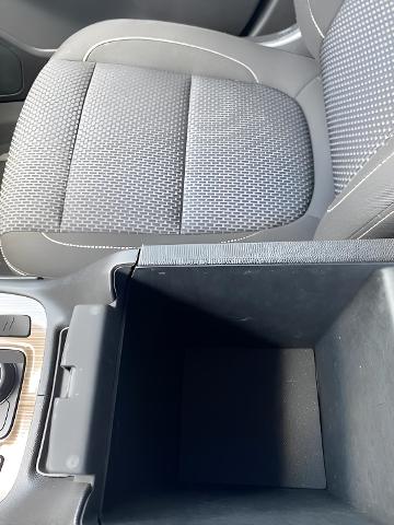 2022 GMC Acadia Vehicle Photo in APPLETON, WI 54914-8833