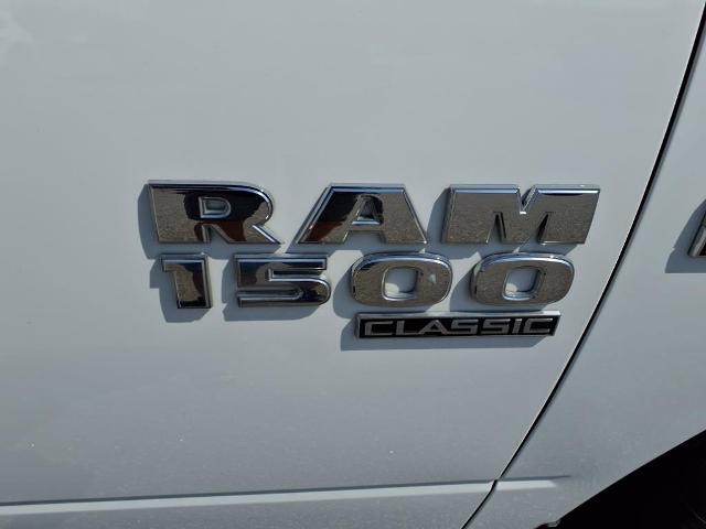 2022 Ram 1500 Classic Vehicle Photo in EMPORIA, VA 23847-1235