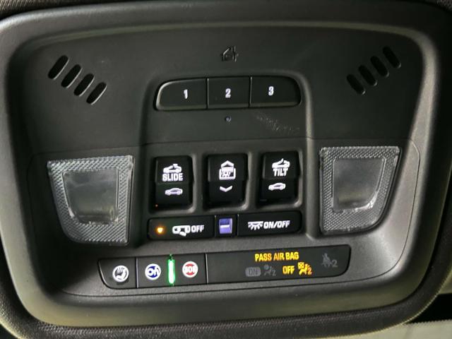 2022 Chevrolet Traverse Vehicle Photo in Roslyn, NY 11576