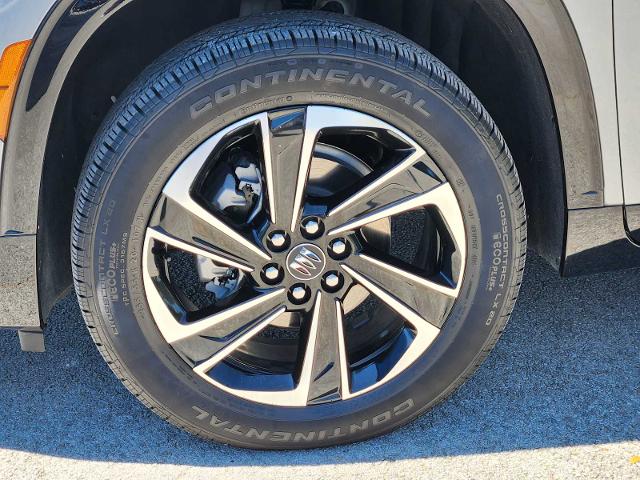 2025 Buick Enclave Vehicle Photo in DENTON, TX 76210-9321