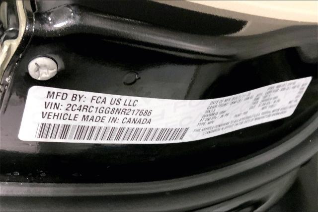 2022 Chrysler Pacifica Vehicle Photo in Kansas City, MO 64114