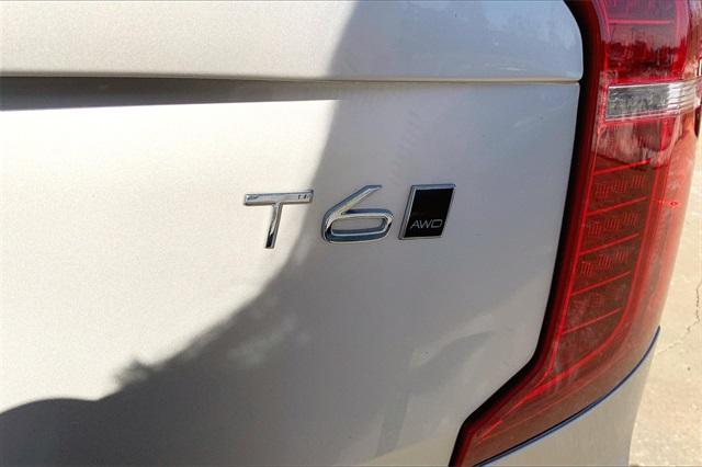 2020 Volvo XC90 Vehicle Photo in KANSAS CITY, MO 64114-4545