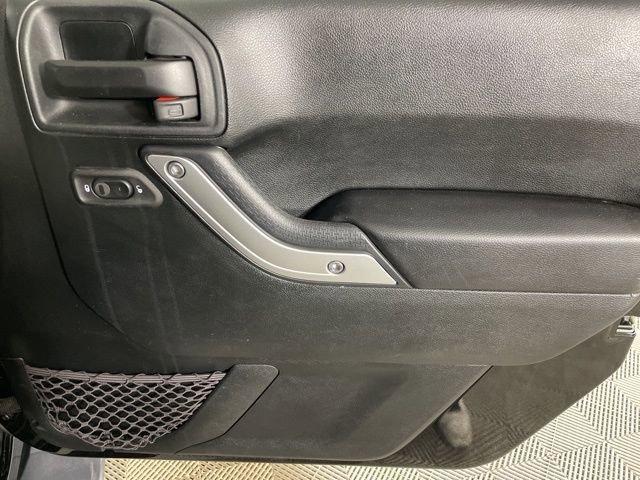 2018 Jeep Wrangler JK Unlimited Vehicle Photo in PHOENIX, AZ 85014-3381
