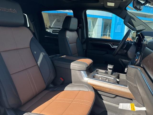 2025 Chevrolet Silverado 1500 Vehicle Photo in MANHATTAN, KS 66502-5036
