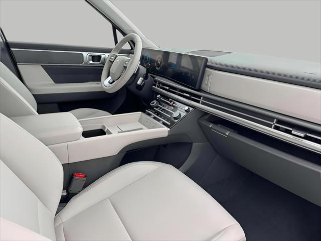 2025 Hyundai SANTA FE Vehicle Photo in Green Bay, WI 54304