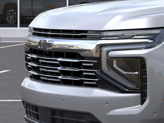 2025 Chevrolet Suburban Vehicle Photo in TIMONIUM, MD 21093-2300