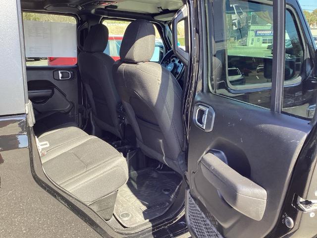 2022 Jeep Gladiator Vehicle Photo in Gardner, MA 01440