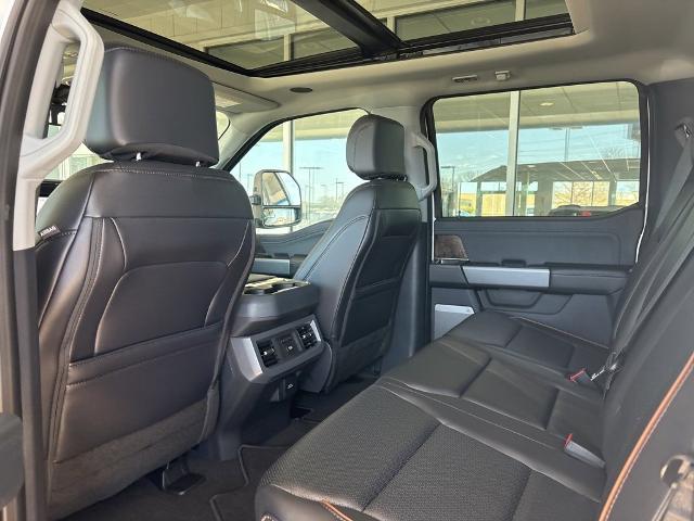 2025 Ford Super Duty F-250 SRW Vehicle Photo in MANHATTAN, KS 66502-5036