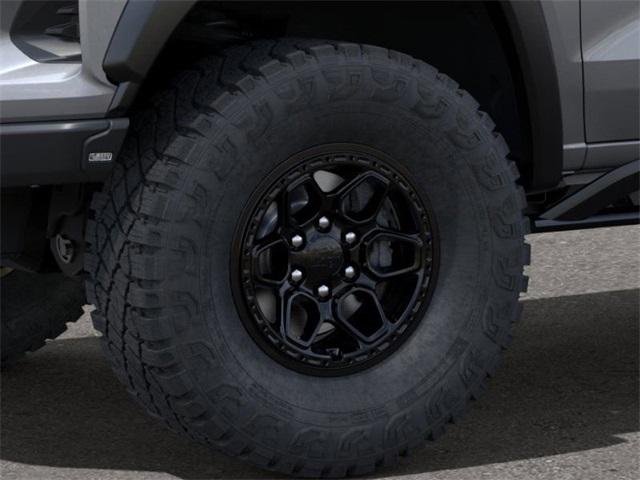 2025 Chevrolet Colorado Vehicle Photo in ENGLEWOOD, CO 80113-6708