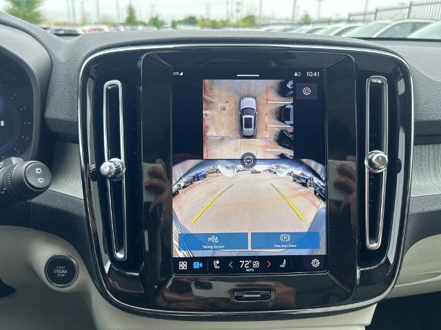 2025 Volvo XC40 Vehicle Photo in Grapevine, TX 76051