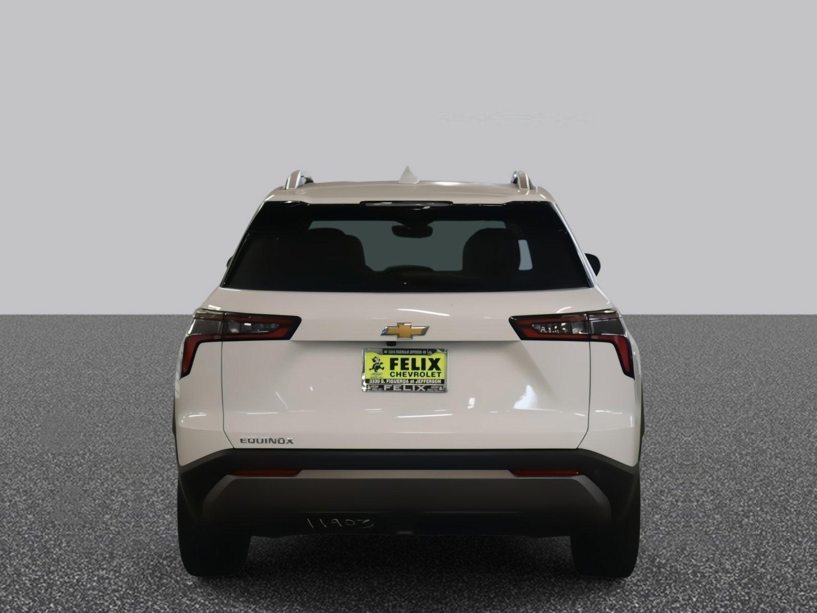 2025 Chevrolet Equinox Vehicle Photo in LOS ANGELES, CA 90007-3794