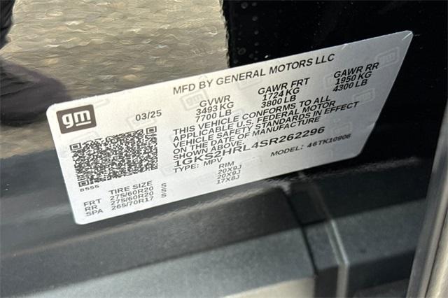 2025 GMC Yukon XL Vehicle Photo in ELK GROVE, CA 95757-8703