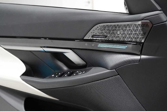 2024 BMW 530i xDrive Vehicle Photo in GRAPEVINE, TX 76051