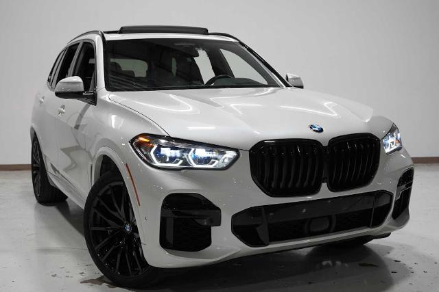 2023 BMW X5 M50i Vehicle Photo in GRAPEVINE, TX 76051