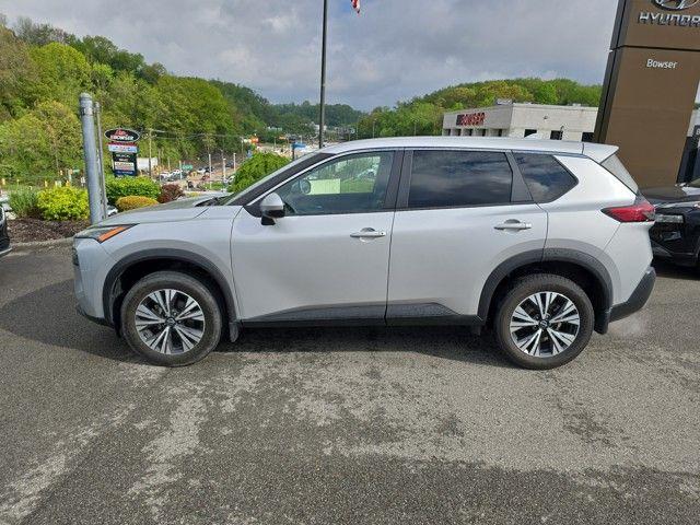 2022 Nissan Rogue Vehicle Photo in Pleasant Hills, PA 15236