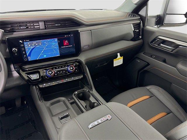 2025 GMC Sierra 2500 HD Vehicle Photo in PUYALLUP, WA 98371-4149