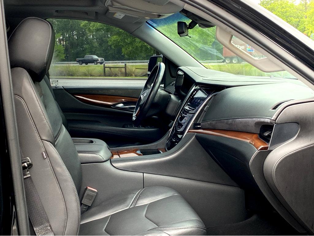 2019 Cadillac Escalade ESV Vehicle Photo in POOLER, GA 31322-3252