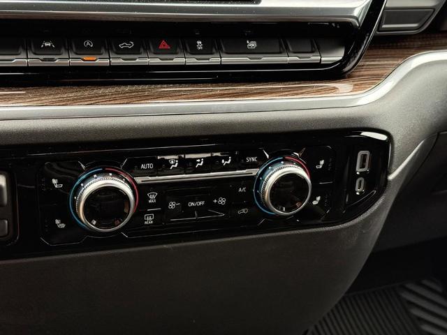 2025 GMC Sierra 1500 Vehicle Photo in COLUMBIA, MO 65203-3903