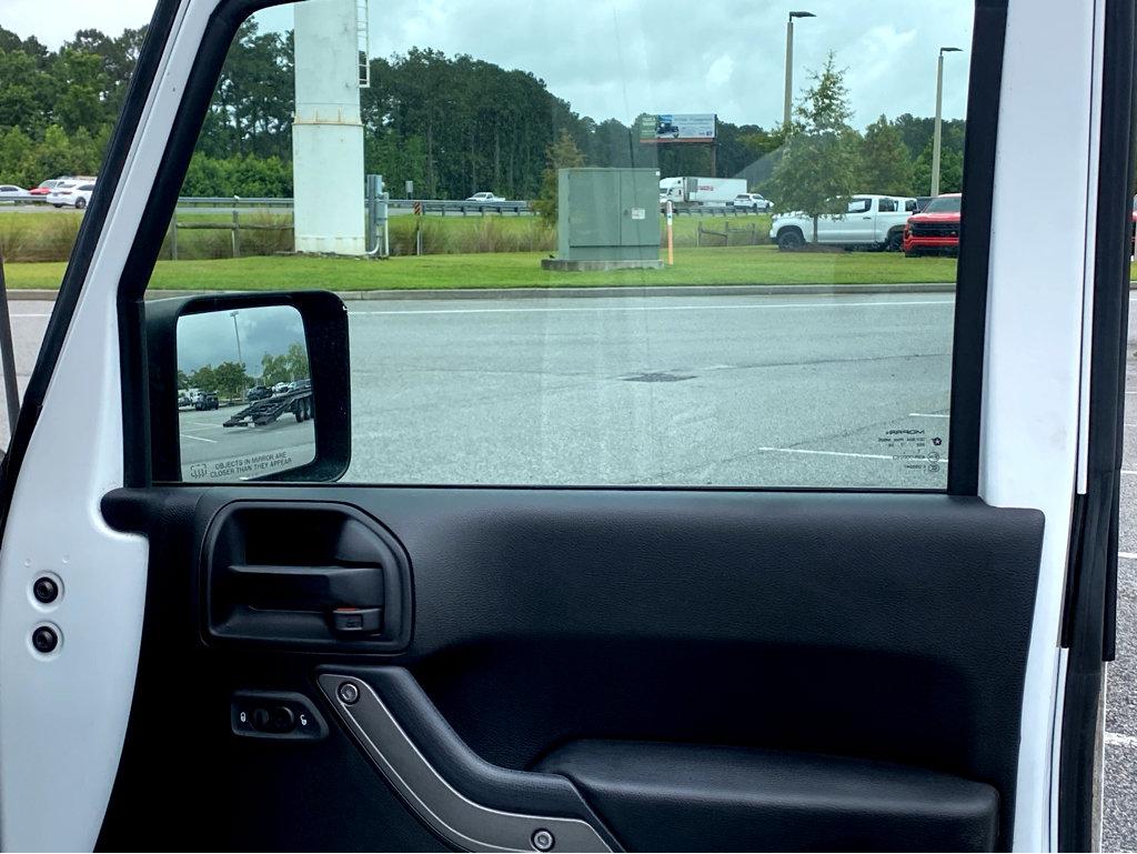2017 Jeep Wrangler Unlimited Vehicle Photo in POOLER, GA 31322-3252