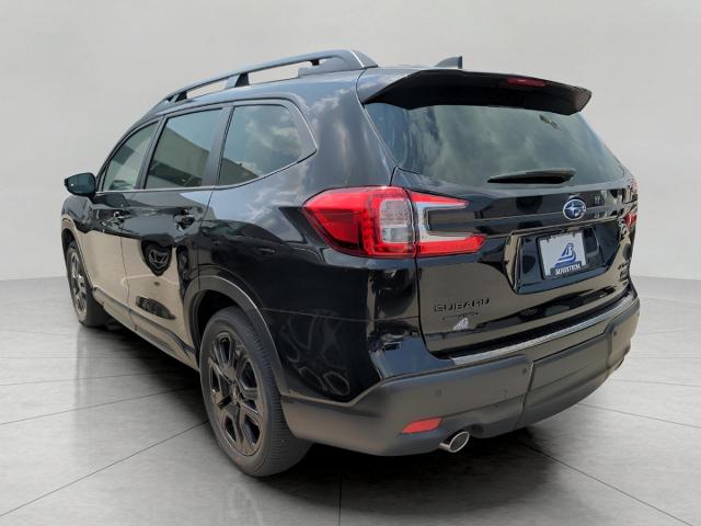 2025 Subaru Ascent Vehicle Photo in Green Bay, WI 54304