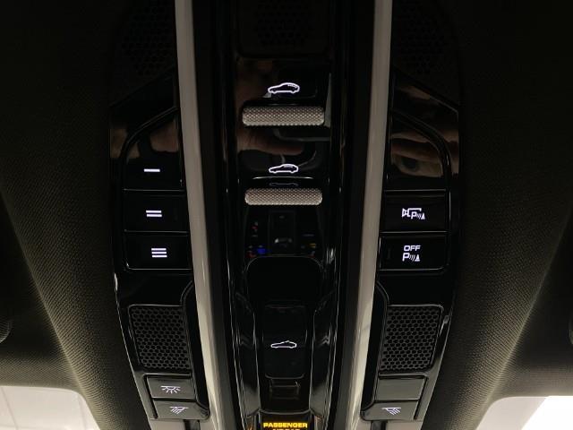 2020 Porsche Panamera Vehicle Photo in Appleton, WI 54913