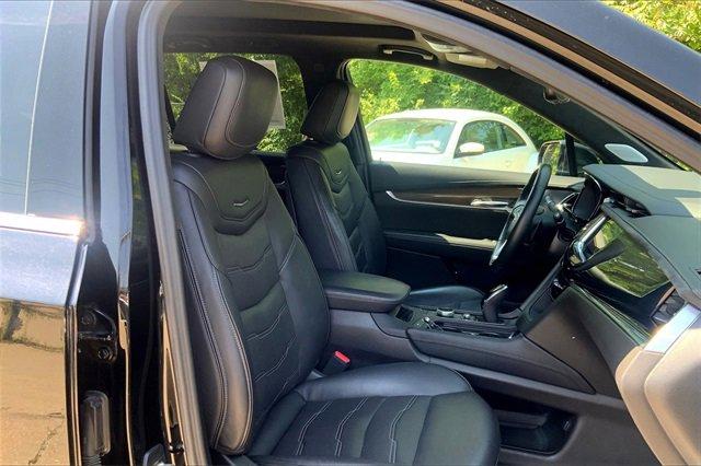 2022 Cadillac XT6 Vehicle Photo in KANSAS CITY, MO 64114-4545