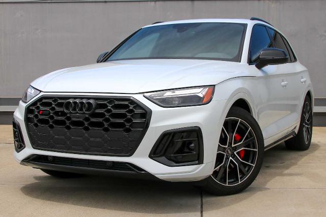 2025 Audi SQ5 Vehicle Photo in SUGAR LAND, TX 77478
