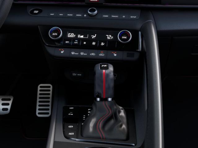 2025 Hyundai ELANTRA Vehicle Photo in Peoria, IL 61615