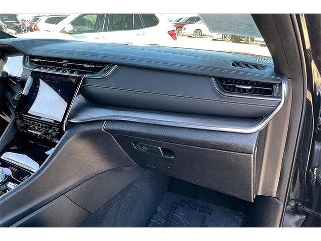2023 Jeep Grand Cherokee L Vehicle Photo in Grapevine, TX 76051