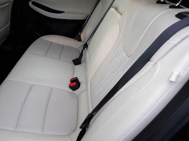 2024 Buick Encore GX Vehicle Photo in ZELIENOPLE, PA 16063-2910