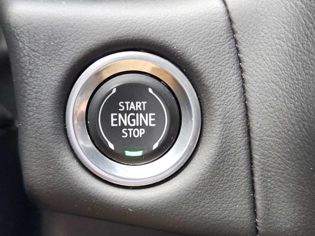 2022 Chevrolet Suburban Vehicle Photo in DENTON, TX 76210-9321