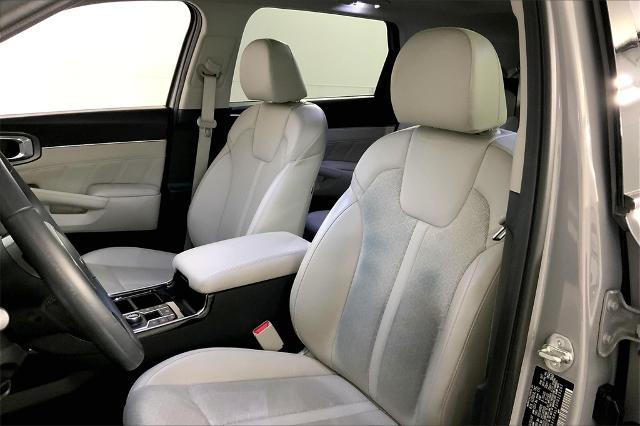 2023 Kia Sorento Vehicle Photo in Lees Summit, MO 64086