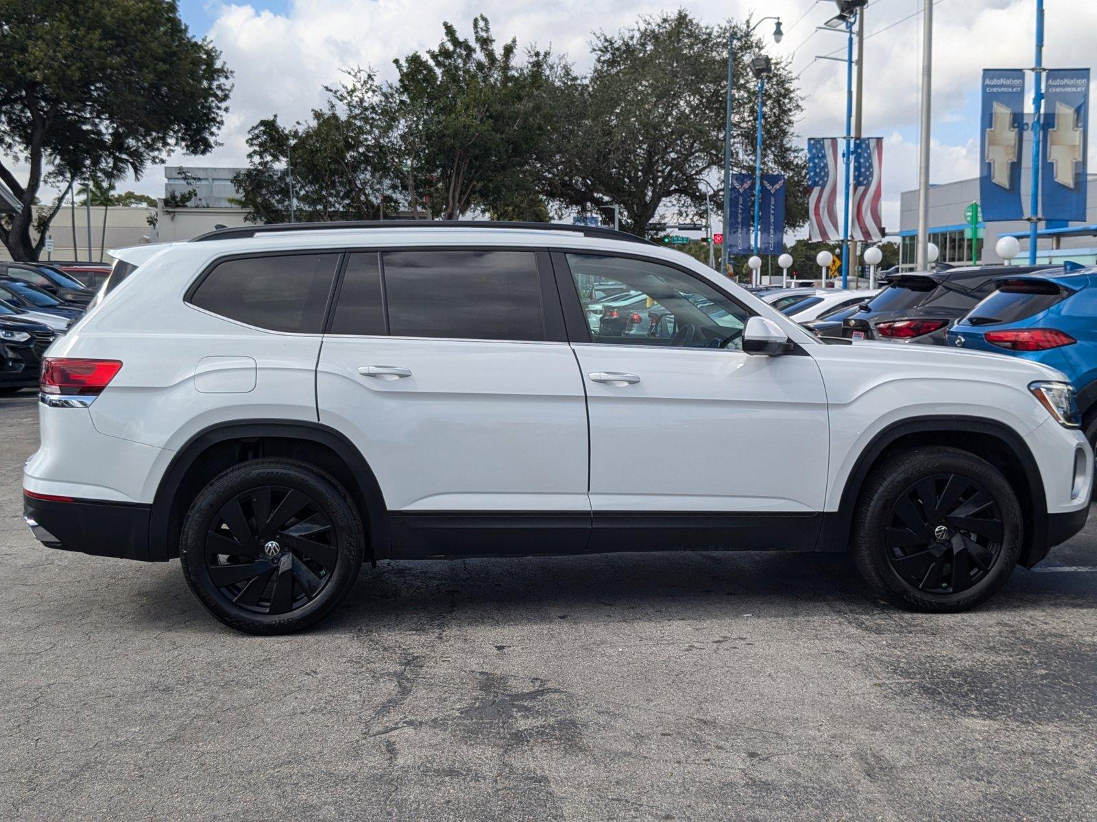 2024 Volkswagen ATLAS Vehicle Photo in MIAMI, FL 33134-2699