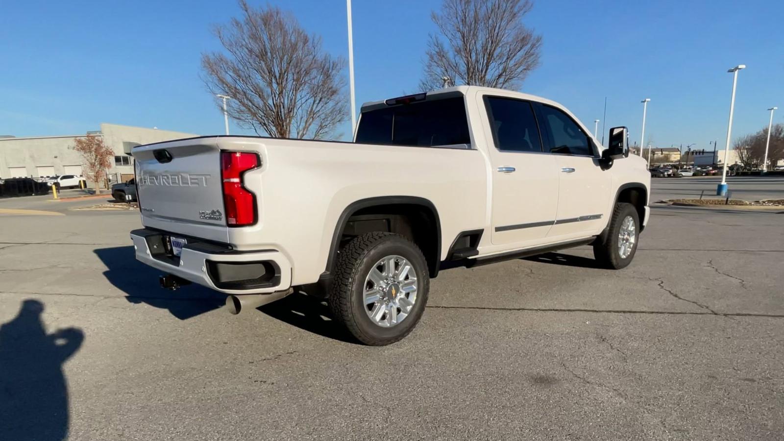 2025 Chevrolet Silverado 2500 HD Vehicle Photo in BENTONVILLE, AR 72712-4322