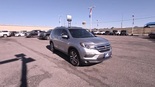 2017 Honda Pilot Vehicle Photo in NEDERLAND, TX 77627-8017