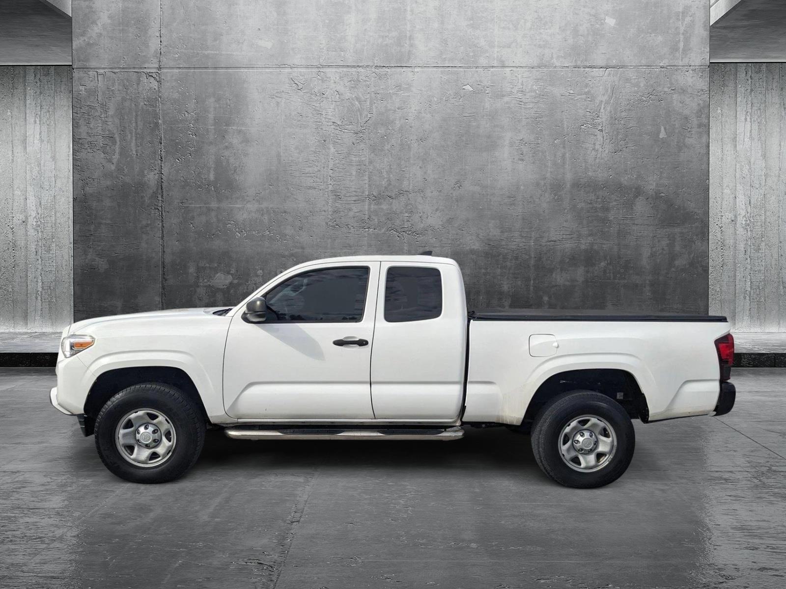 2019 Toyota Tacoma 2WD Vehicle Photo in MIAMI, FL 33172-3015