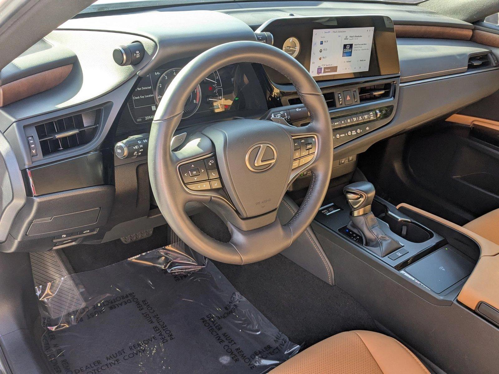 2023 Lexus ES 350 Vehicle Photo in Pembroke Pines , FL 33084