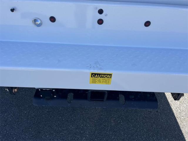 2024 Chevrolet Silverado 3500 HD Chassis Cab Vehicle Photo in ALCOA, TN 37701-3235