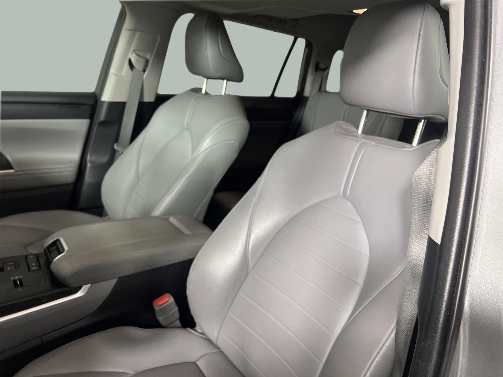 2021 Toyota Highlander Vehicle Photo in GEORGETOWN, TX 78626-7508