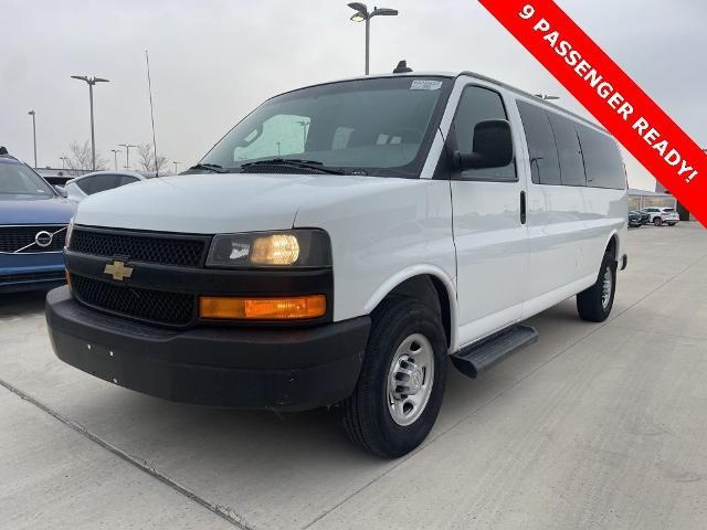 2022 Chevrolet Express Passenger Vehicle Photo in San Antonio, TX 78230