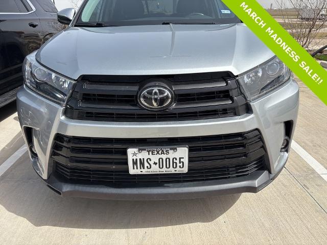 2019 Toyota Highlander Vehicle Photo in San Antonio, TX 78230