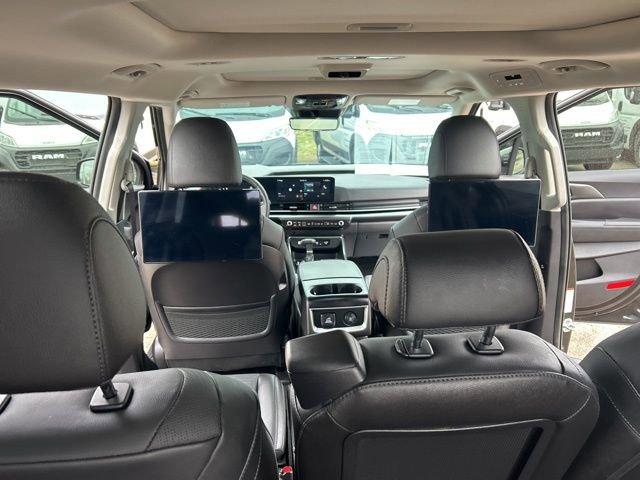 2025 Kia Carnival Vehicle Photo in MEDINA, OH 44256-9631