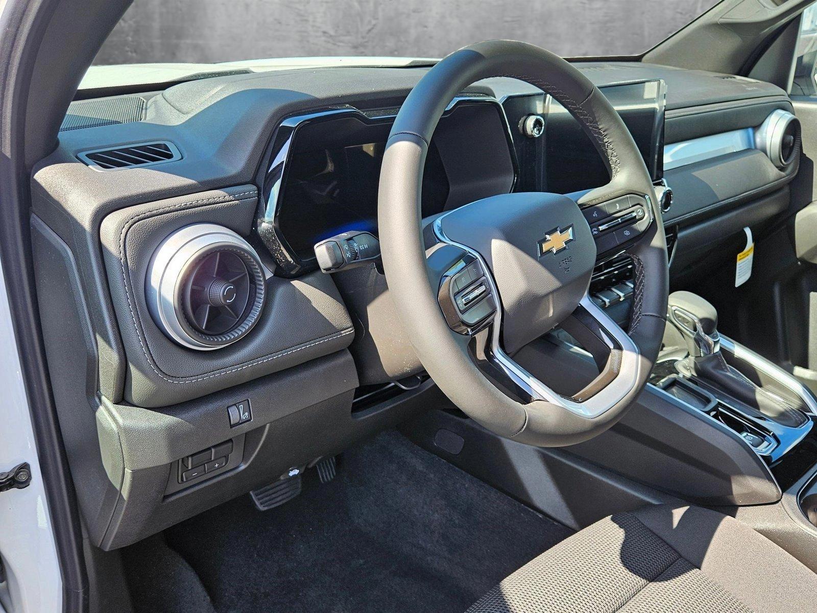 2025 Chevrolet Colorado Vehicle Photo in GREENACRES, FL 33463-3207
