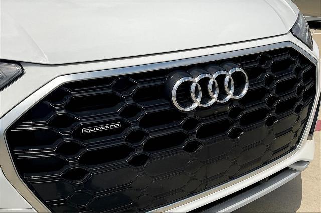 2024 Audi Q5 Vehicle Photo in Grapevine, TX 76051