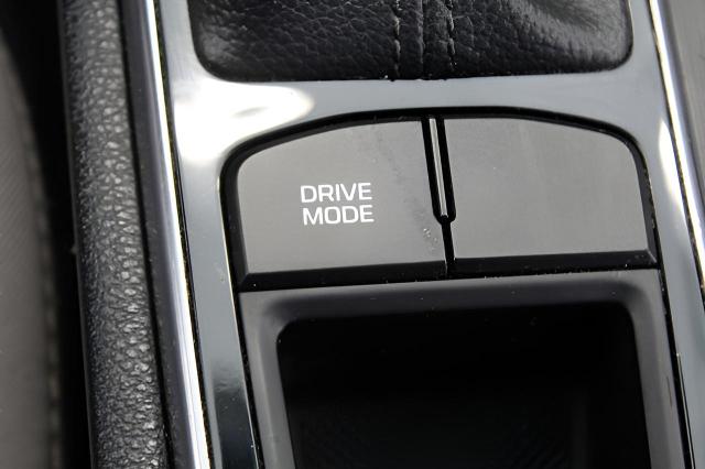 2017 Hyundai SONATA Vehicle Photo in Green Bay, WI 54304