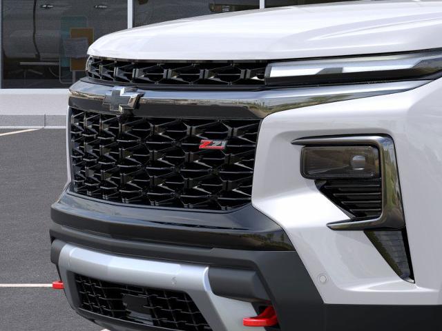 2025 Chevrolet Traverse Vehicle Photo in GILBERT, AZ 85297-0446