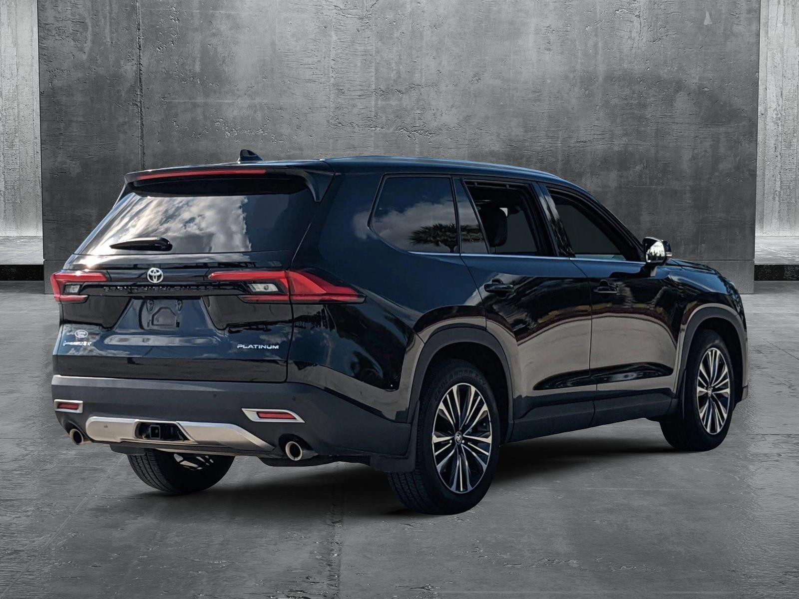 2024 Toyota Grand Highlander Vehicle Photo in Davie, FL 33331