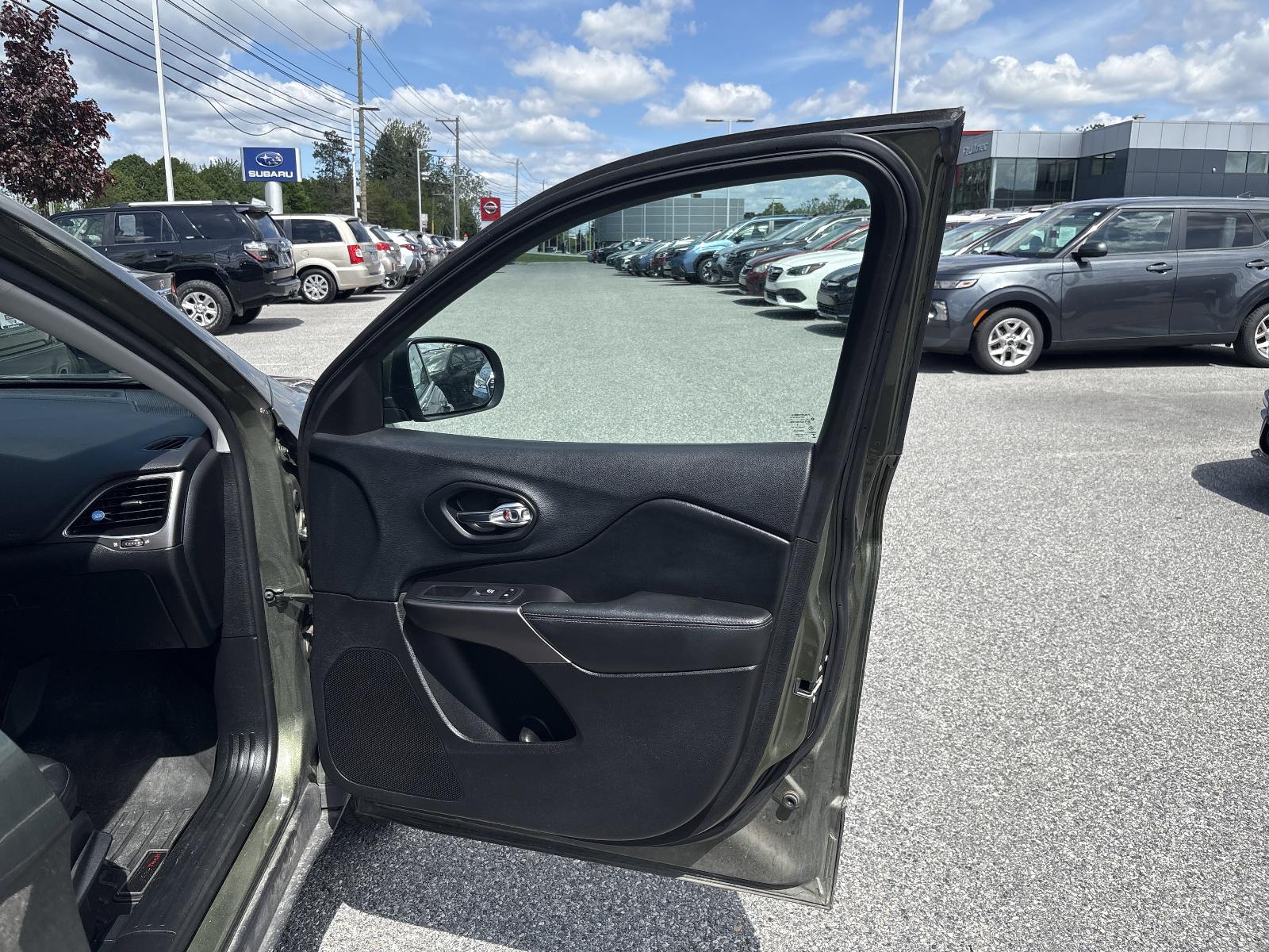 2020 Jeep Cherokee Vehicle Photo in Mechanicsburg, PA 17050