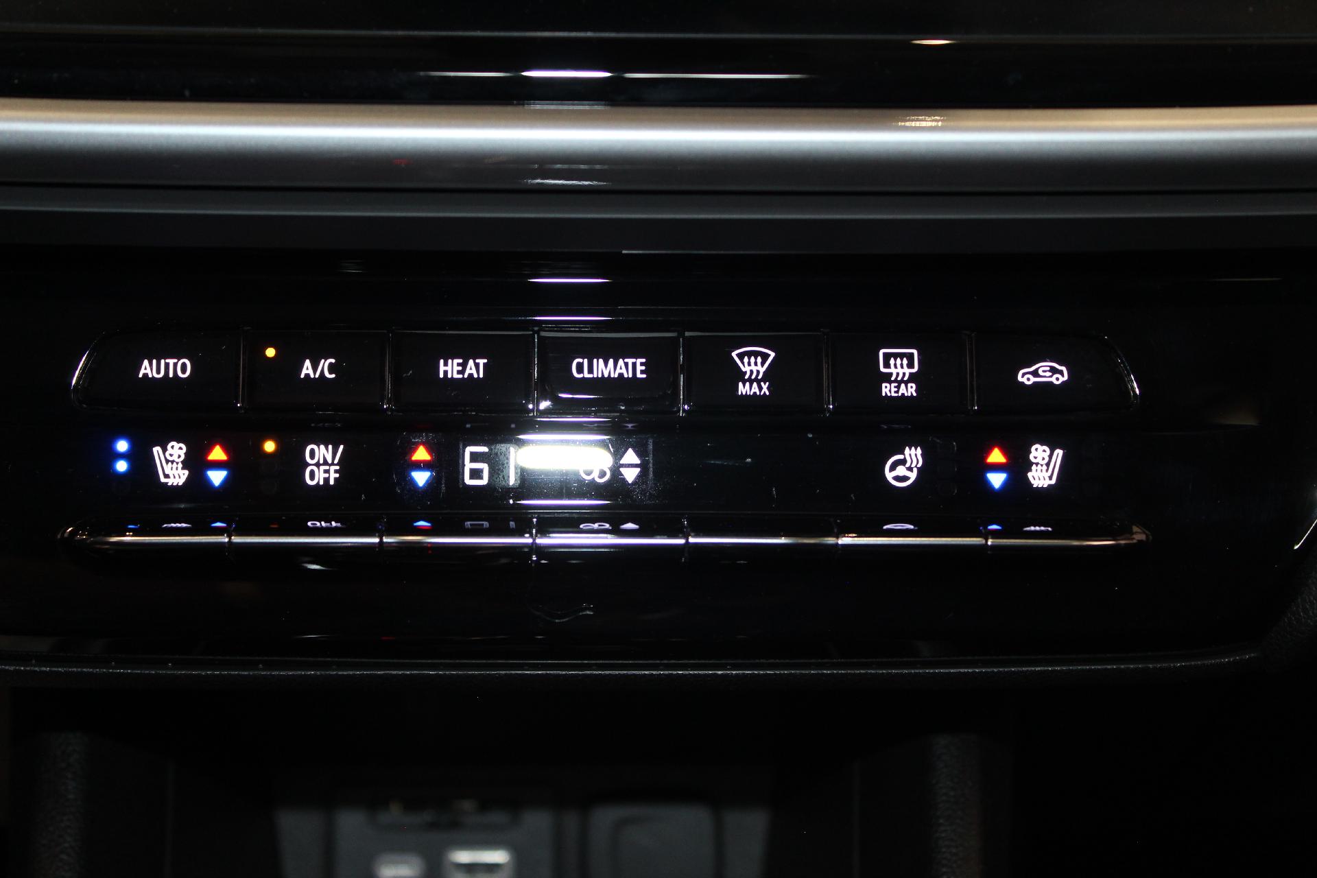 2022 Chevrolet Bolt EUV Vehicle Photo in NORTHAMPTON, MA 01060-1120