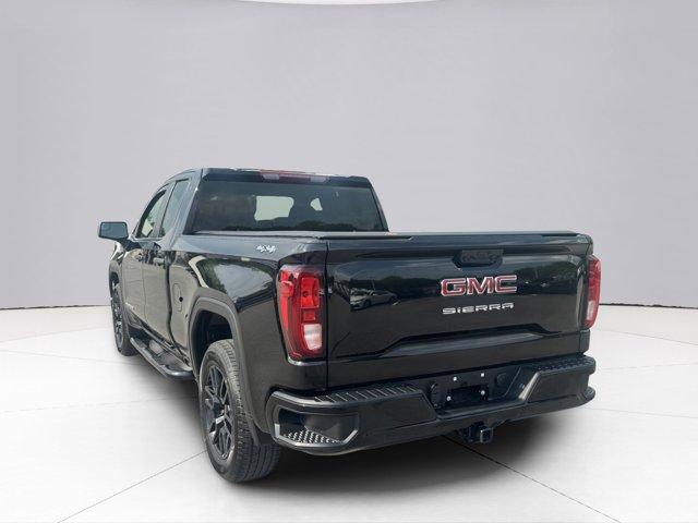 2023 GMC Sierra 1500 Vehicle Photo in LEOMINSTER, MA 01453-2952